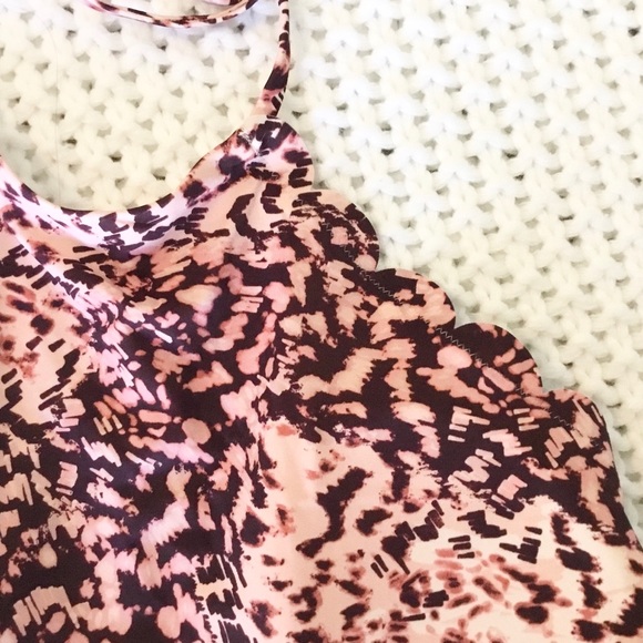 NWOT Chelsea 28 High Neck Scalloped One-Piece Swimsuit - XXL - Picture 5 of 10